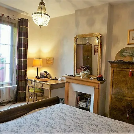 La Maison Rouge Parigi
